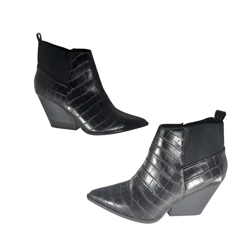 Shoedazzle Niko Ankle Boots 7 Black Croc Embossed Pointed Toe Wedge Booties